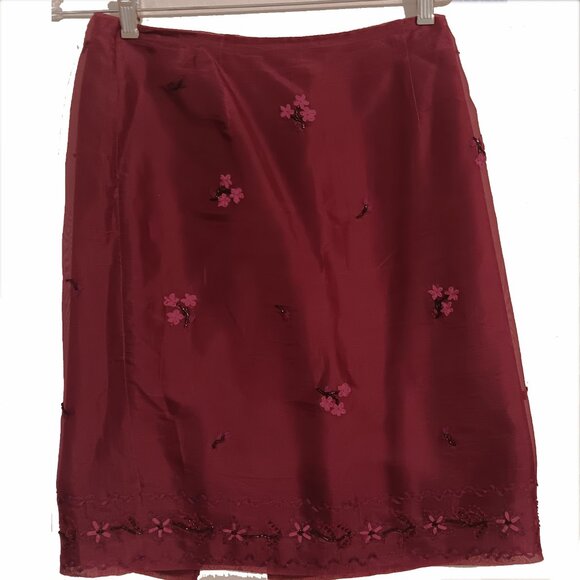 Ann Taylor Dresses & Skirts - Ann Taylor Silk Skirt Burgandy with Pink Flowers Size 6